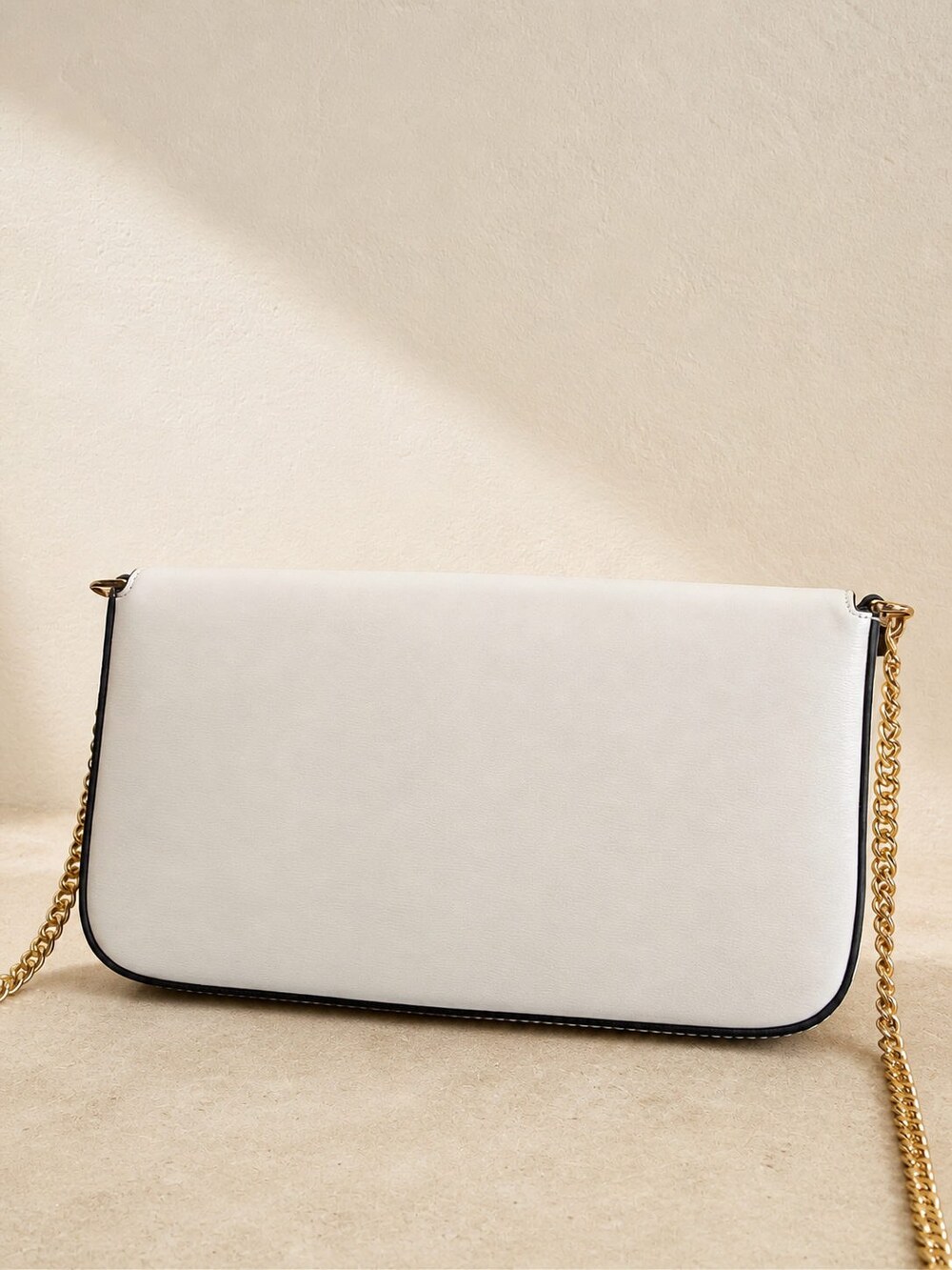 Fendi Smooth White Calfskin Purse with Gold FF Chain - Picture 5 of 8